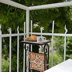 شقة Tsaribrod Design *