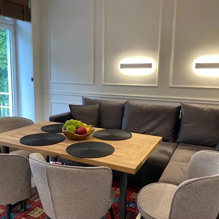 Tsaribrod Design Varna