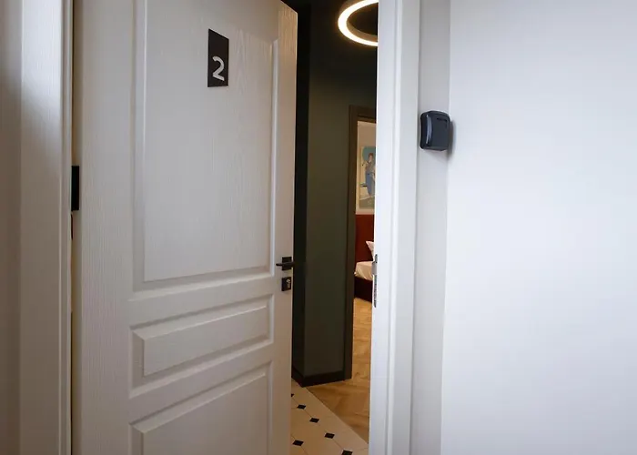 Tsaribrod Design Varna