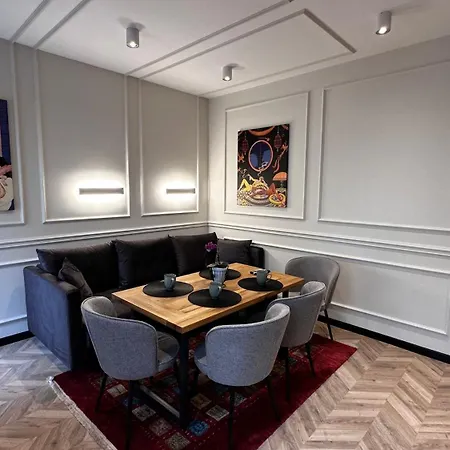 דירה Tsaribrod Design וארנה