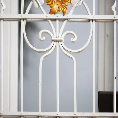 Tsaribrod Design דירה וארנה