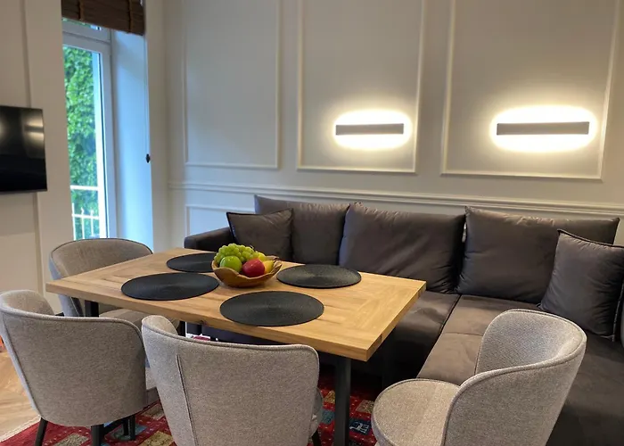 Tsaribrod Design 바르나